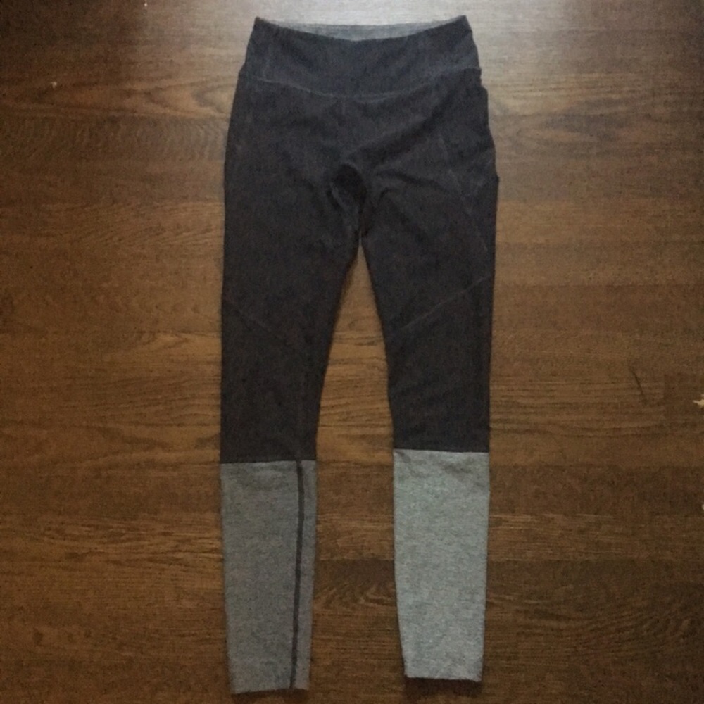 Outdoor voices leggings two tone